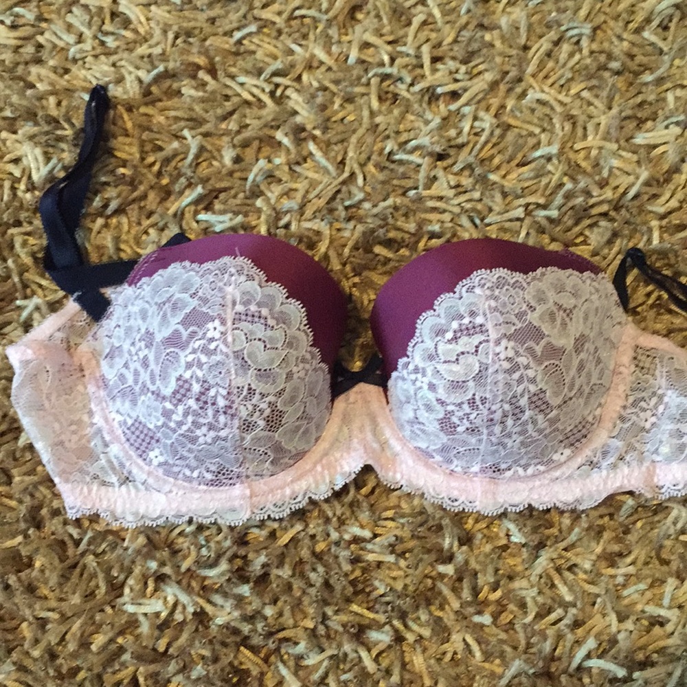 Victoria’s secret dream angel 34D lace bra